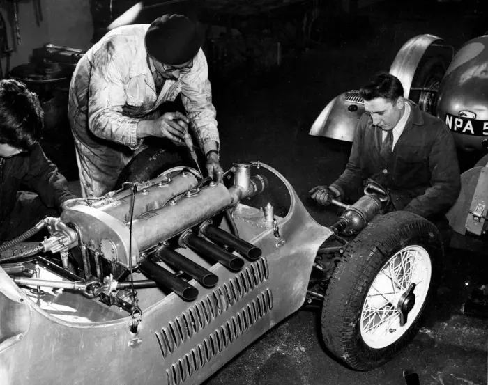 Framed Print : Preparing to fit the radiator on the new HWM racing car in the workshops at Walton Framed Print : Preparing to fit the radiator on the new HWM racing car in the workshops at Walton
