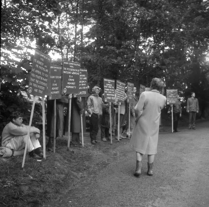 Framed Print : President Kennedys visit - protesters outside Birch Grove, Chelwood Gate 8 months