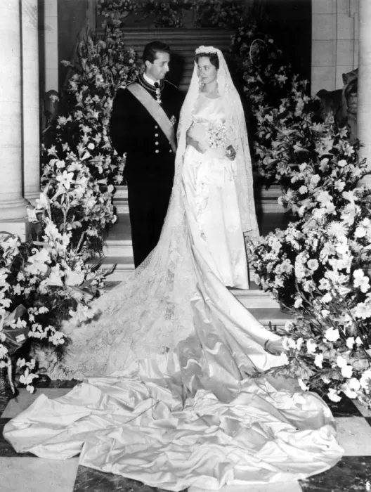 Framed Print : Prince Albert 25, and his bride Princess Paola Ruffo Di Calabria, 21, pose for Framed Print : Prince Albert 25, and his bride Princess Paola Ruffo Di Calabria, 21, pose for