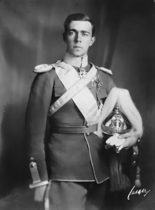 Framed Print : Prince Gustav Adolf of Sweden, elder son of the Crown Prince, wearing his new uniform
