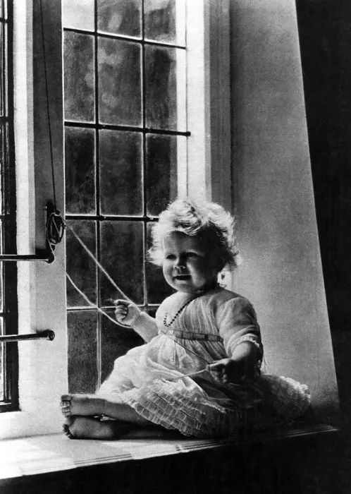Framed Print : Princess Elizabeth II 1927 Framed Print : Princess Elizabeth II 1927