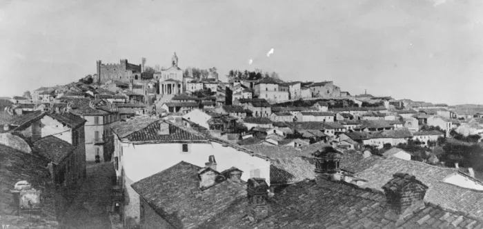 Framed Print : Princess Yolands Castle home. A general view of Montemagno Monferrato Framed Print : Princess Yolands Castle home. A general view of Montemagno Monferrato