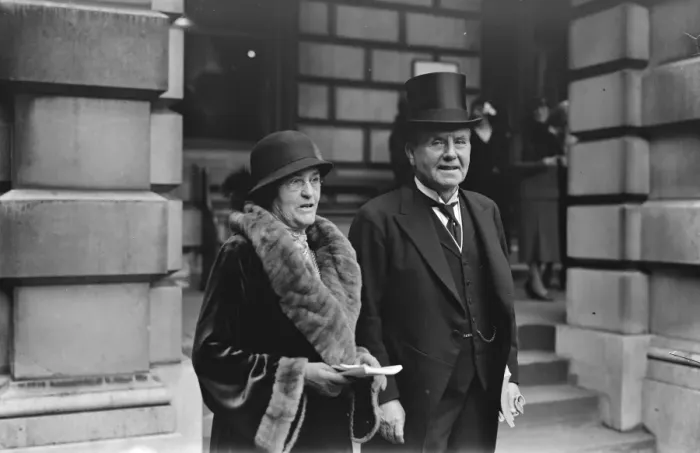 Framed Print : Private View Day at the Royal Academy Lord and Lady Wakefield 1933 Framed Print : Private View Day at the Royal Academy Lord and Lady Wakefield 1933