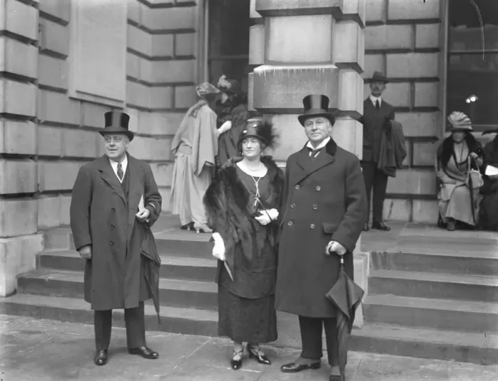 Framed Print : Private view at the Royal Academy. Sir Hamar and Lady Greenwood. 2 May 1924 Framed Print : Private view at the Royal Academy. Sir Hamar and Lady Greenwood. 2 May 1924