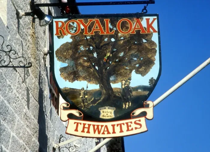 Framed Print : Pub sign for one of the Thwaites Houses, The Royal Oak Framed Print : Pub sign for one of the Thwaites Houses, The Royal Oak