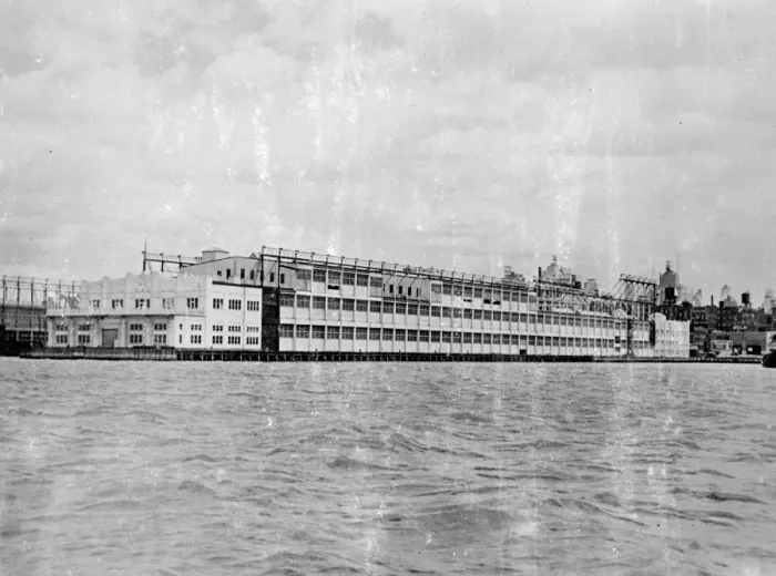 Framed Print : Queen Mary s, New York Berth nearing completion. Work rushed for maiden voyage Framed Print : Queen Mary s, New York Berth nearing completion. Work rushed for maiden voyage