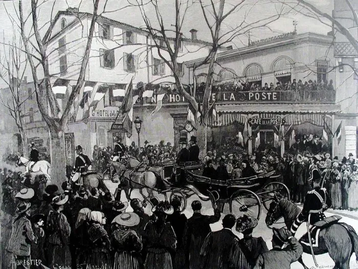 Framed Print : Queen Victoria arrives in Grasse, Provence, France. Her Majesty en route to the Grand Hotel