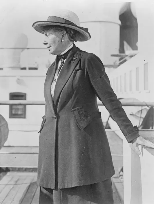 Framed Print : Racing yachtswoman to marry Lord Charles Kennedy. Lady Constance Baird, whose Framed Print : Racing yachtswoman to marry Lord Charles Kennedy. Lady Constance Baird, whose