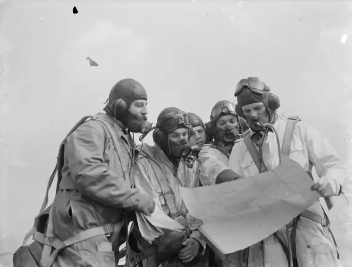 Framed Print : RAF Empire air day rehearsal, Biggin Hill, Kent. Pilots of 32 and 79 squadron