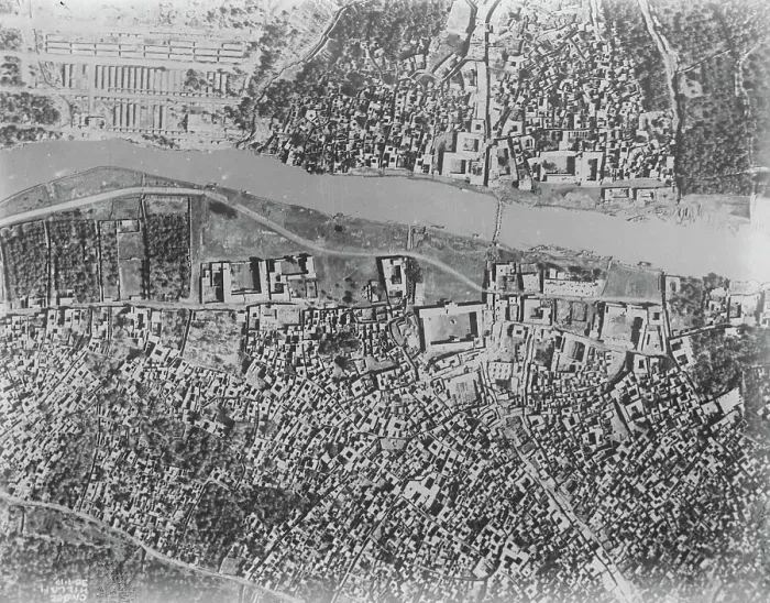 Framed Print : The RAF take over the policing of Iraq. An aerial view of Hillah, about 60 miles Framed Print : The RAF take over the policing of Iraq. An aerial view of Hillah, about 60 miles