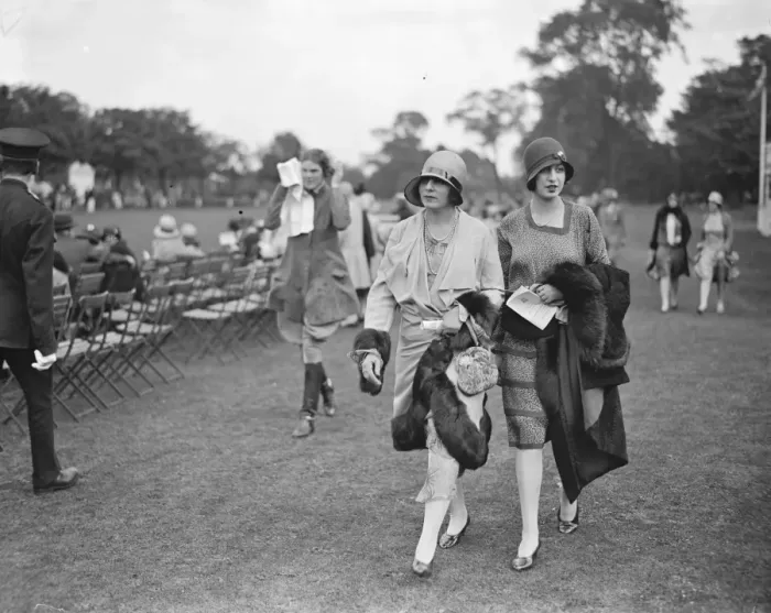 Framed Print : Ranelagh - Lords versus Commons. Mrs and Miss Mineschi. 23 June 1928 Framed Print : Ranelagh - Lords versus Commons. Mrs and Miss Mineschi. 23 June 1928