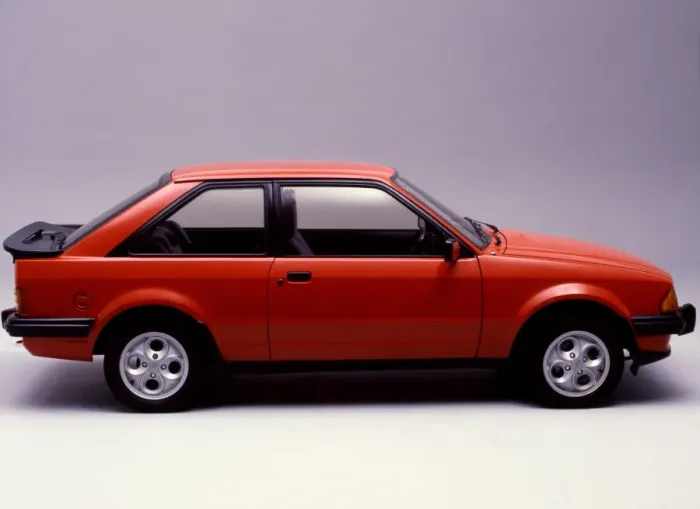 Framed Print : A red Ford Escort XR3 1980s