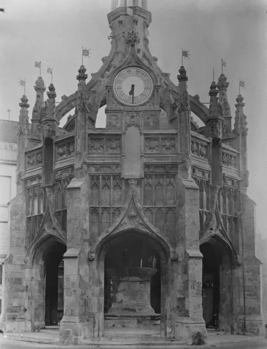 Framed Print : Restoration of famous City Cross. The City Cross at Chichester after restoration Framed Print : Restoration of famous City Cross. The City Cross at Chichester after restoration