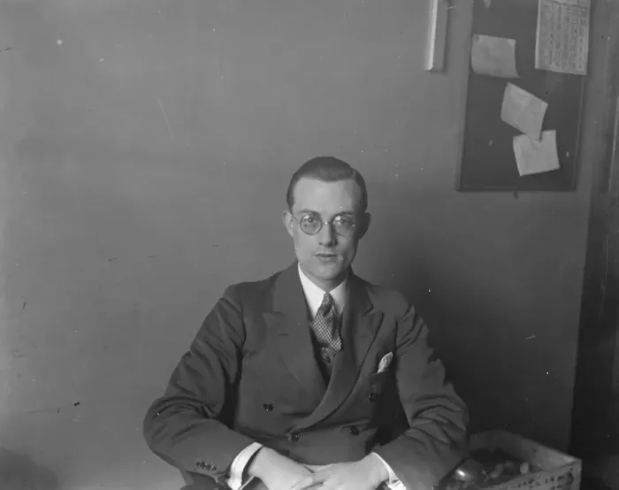 Framed Print : Reynolds, Central News staff, July 1926