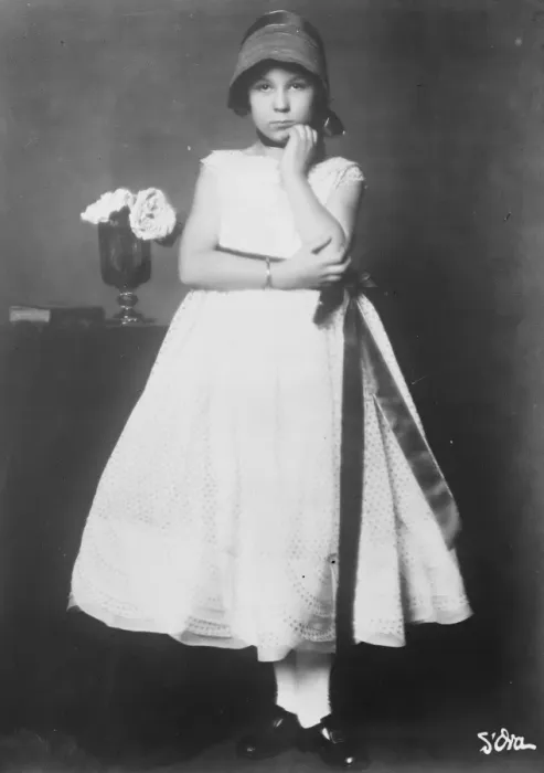 Framed Print : Rival of the smartest child in Paris. Mlle Anne Labusquiers, who, according to Excelsior