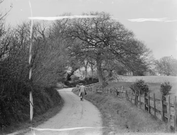 Framed Print : Road scene in Lenham, Kent. 1937 Framed Print : Road scene in Lenham, Kent. 1937