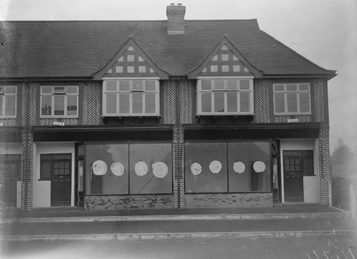 Framed Print : Robins Shop, Lewis Road. 1935 Framed Print : Robins Shop, Lewis Road. 1935
