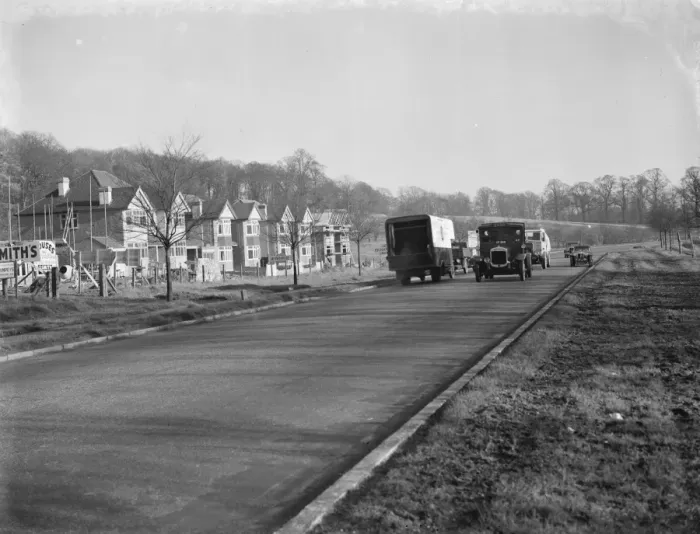 Framed Print : Rochester Way in Bexleyheath, Kent. 1938 Framed Print : Rochester Way in Bexleyheath, Kent. 1938