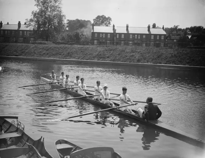 Framed Print : Rowing. Worlds only blind crew of eight practice on the River Severn. 25 July 1923 Framed Print : Rowing. Worlds only blind crew of eight practice on the River Severn. 25 July 1923