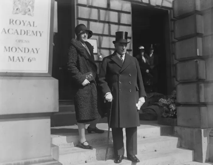 Framed Print : Royal Academy private view. Sir Kyneston Studd and the Lady Mayoress leaving. 3 Framed Print : Royal Academy private view. Sir Kyneston Studd and the Lady Mayoress leaving. 3