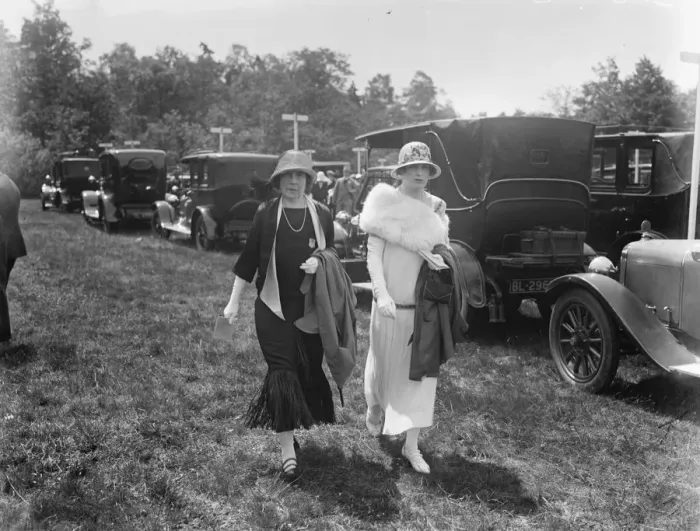 Framed Print : Royal Ascot Lady Robert Manners and Miss Beatrice Manners 18 June 1924 Framed Print : Royal Ascot Lady Robert Manners and Miss Beatrice Manners 18 June 1924