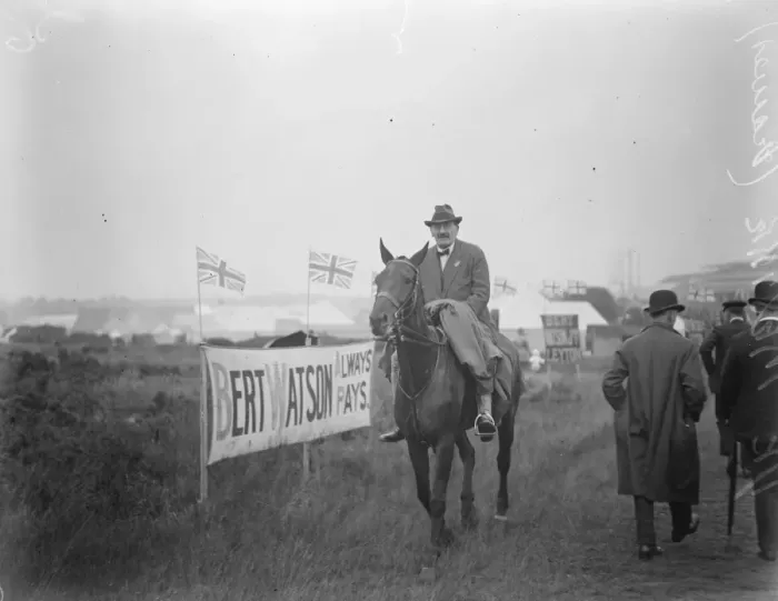 Framed Print : At Royal Ascot De Mestre ( trainer ) 19 June 1923 Framed Print : At Royal Ascot De Mestre ( trainer ) 19 June 1923