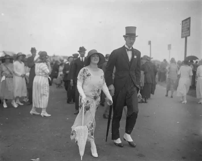 Framed Print : Royal Ascot Mrs Hilton Phillipson M P and her hsband 18 June 1924 Framed Print : Royal Ascot Mrs Hilton Phillipson M P and her hsband 18 June 1924