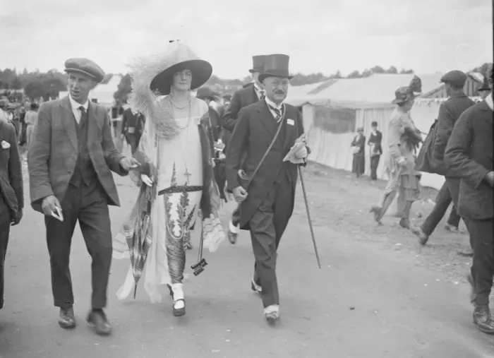 Framed Print : Royal Ascot. Sir Richard and Lady Hall. 19 June 1924 Framed Print : Royal Ascot. Sir Richard and Lady Hall. 19 June 1924