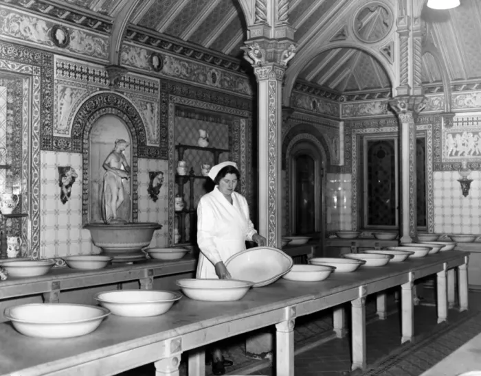 Framed Print : The Royal farms at Windsor. In Queen Victorias dairy, Mrs Nora Forsyth is Framed Print : The Royal farms at Windsor. In Queen Victorias dairy, Mrs Nora Forsyth is