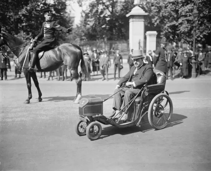 Framed Print : Royal Garden Party at Buckingham Palace Mr Cohen MP arriving in his motor bath chair 26 Framed Print : Royal Garden Party at Buckingham Palace Mr Cohen MP arriving in his motor bath chair 26