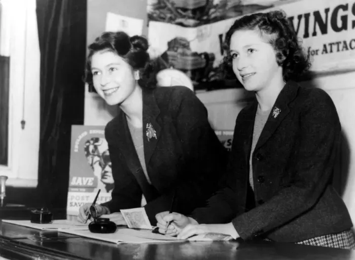 Framed Print : The royal Princesses Elizabeth and Margaret Rose signing Post Office forms ? Framed Print : The royal Princesses Elizabeth and Margaret Rose signing Post Office forms ?
