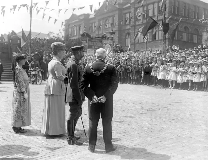 Framed Print : Royal Tour of the West Riding. 1 June 1918 Framed Print : Royal Tour of the West Riding. 1 June 1918