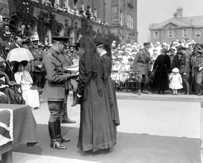 Framed Print : Royal Tour of the West Riding. 1 June 1918 Framed Print : Royal Tour of the West Riding. 1 June 1918