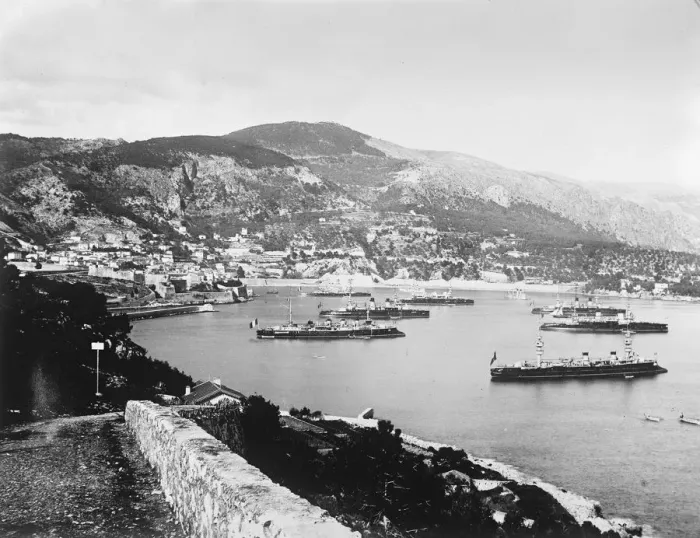 Framed Print : The Royal yacht expected to put in at Villefranche harbour to await King George
