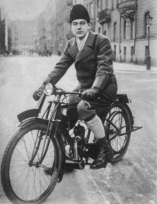 Framed Print : Royalty as motor cyclist. Prince Lennart of Sweden, only son of the well known