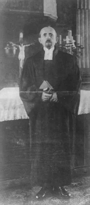 Framed Print : Ruhrs mining parson. The Rev Hans Breitung, a well known Essen clergyman, who