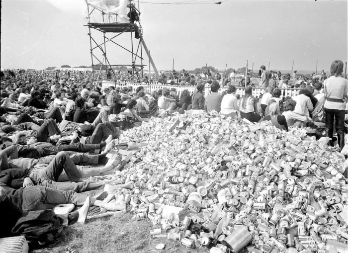 Framed Print : Ryde Isle of Wight Tent City thousands of pop fans from all over the world attended Framed Print : Ryde Isle of Wight Tent City thousands of pop fans from all over the world attended