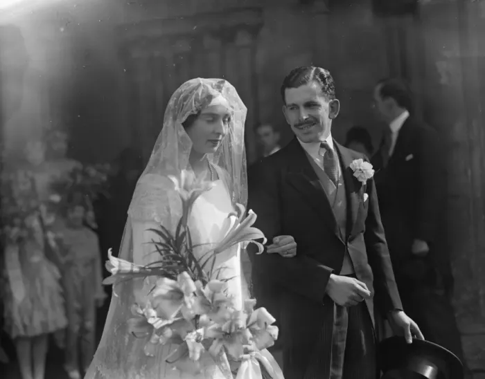 Framed Print : The Salisbury Cathedral wedding of Viscount Hambleden and Lady Patricia Herbert