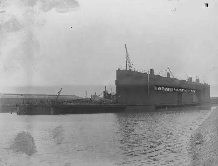 Framed Print : To salvage German warships at Scapa Flow Surrendered German submarine dock, converted Framed Print : To salvage German warships at Scapa Flow Surrendered German submarine dock, converted