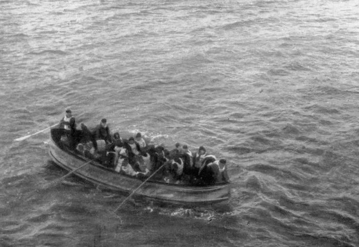 Framed Print : The saving of the 705: uncrowded life-boats of the Titanic. Survivors aboard Framed Print : The saving of the 705: uncrowded life-boats of the Titanic. Survivors aboard