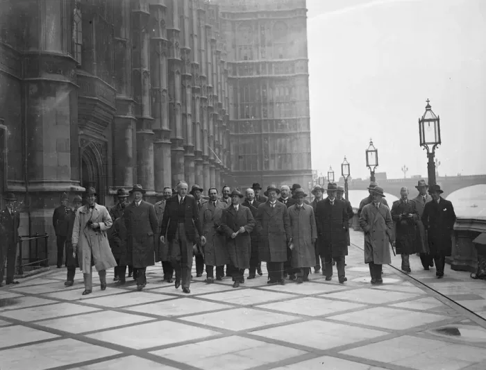 Framed Print : Scandinavian travel agents visit House of Commons. A party of Scandinavian travel Framed Print : Scandinavian travel agents visit House of Commons. A party of Scandinavian travel