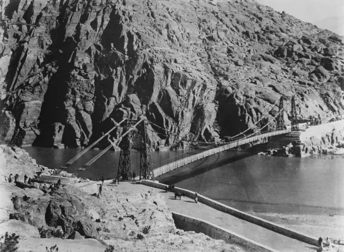Framed Print : Scene of bitter fighting in Afghanistan. The fine Diroontah bridge which crosses Framed Print : Scene of bitter fighting in Afghanistan. The fine Diroontah bridge which crosses