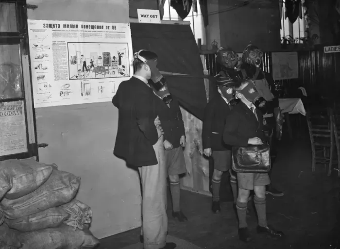 Framed Print : Schoolboys wearing their gasmasks in a drill at Erith, Kent 1937 Framed Print : Schoolboys wearing their gasmasks in a drill at Erith, Kent 1937