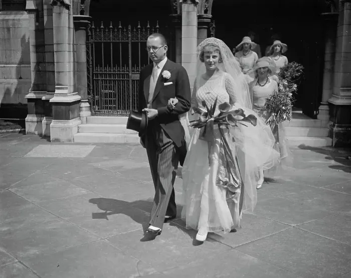 Framed Print : Shipping Magnates heir weds. Hon A M Weir and Miss Iris B Vincent, at St Margaret s Framed Print : Shipping Magnates heir weds. Hon A M Weir and Miss Iris B Vincent, at St Margaret s