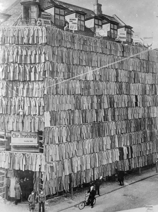 Framed Print : Shop inside the stock !. Building hidden by a thousand overcoats, brings chaos Framed Print : Shop inside the stock !. Building hidden by a thousand overcoats, brings chaos