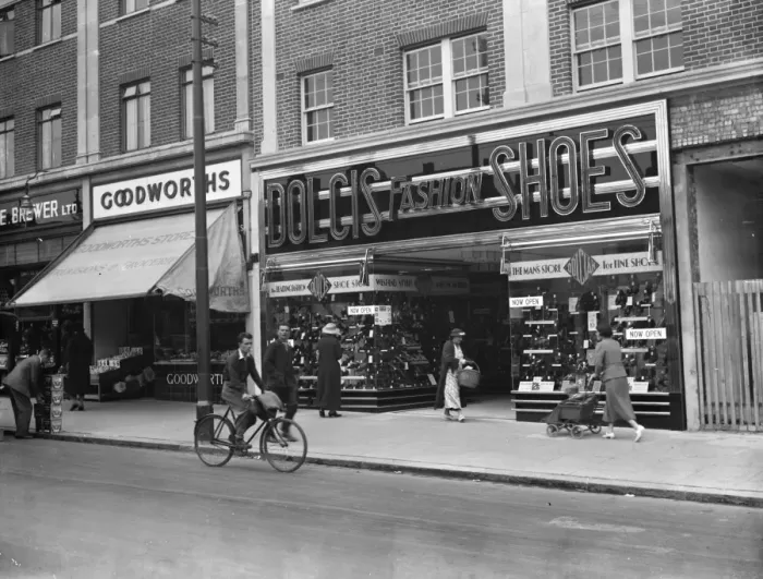 Framed Print : The shop window at Dolcis shoe shop in Bexleyheath. 1 September 1936 Framed Print : The shop window at Dolcis shoe shop in Bexleyheath. 1 September 1936