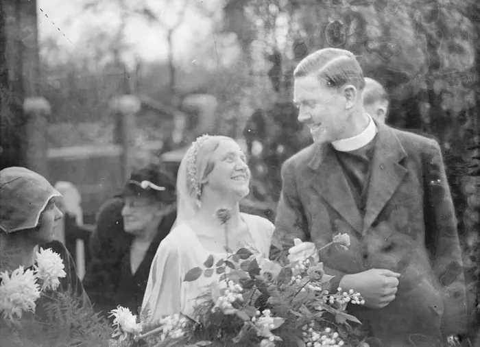 Framed Print : Sidcup C Pres. Bowers and Foreman wedding 1934 Framed Print : Sidcup C Pres. Bowers and Foreman wedding 1934