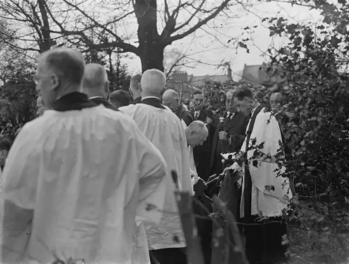 Framed Print : Sidcup churchyard dedication. 1935 Framed Print : Sidcup churchyard dedication. 1935