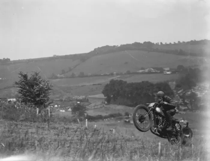Framed Print : Sidcup hill climb at Farningham. 1937 Framed Print : Sidcup hill climb at Farningham. 1937