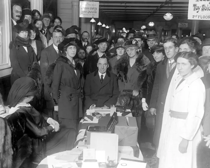 Framed Print : Sir Edward Carson sells war savings certificates at the Civil Service Stores. Lady Carson Framed Print : Sir Edward Carson sells war savings certificates at the Civil Service Stores. Lady Carson